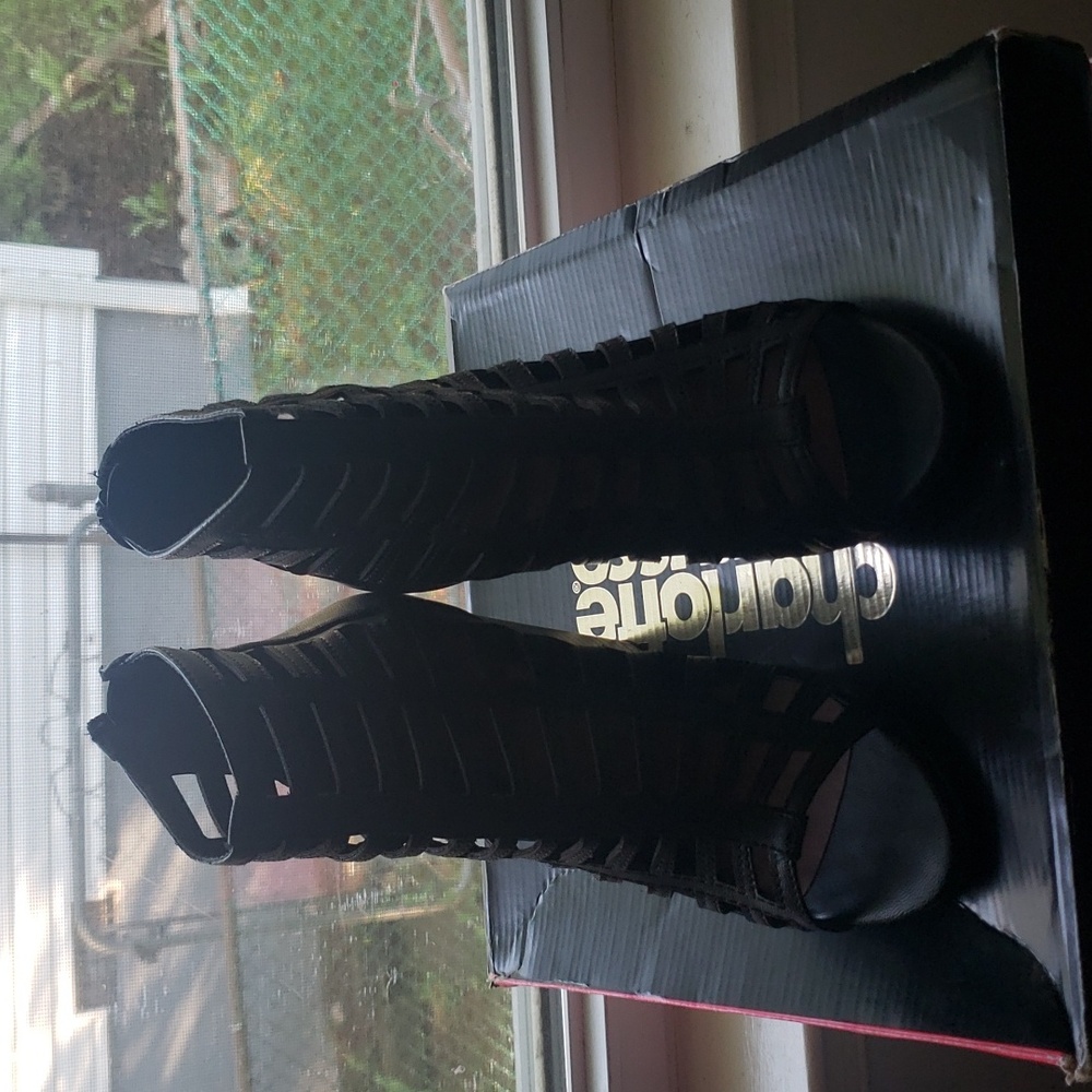 CHARLOTTE RUSSE, women's heeled shoes, black, size 6.